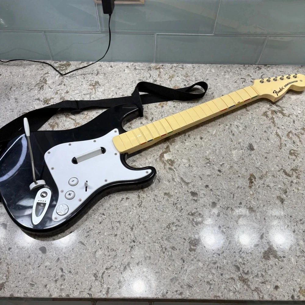 Rock Band Fender Stratocaster Guitar Wireless Video‎ Game Controller (no dongle)